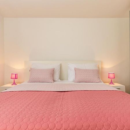 Apartments Villa Maja Рогозниця Екстер'єр фото