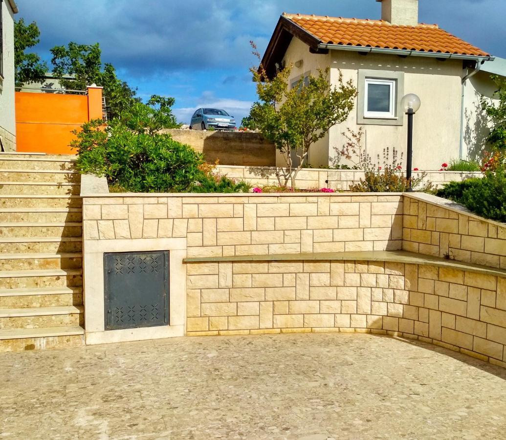 Apartments Villa Maja Рогозниця Екстер'єр фото